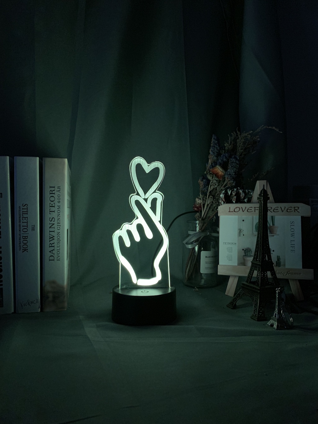 Finger Heart Led Night Light Touch Sensor Colorful Kids Nightlight for Bedroom Decoration Usb Battery Powered Desk Lamp Gift