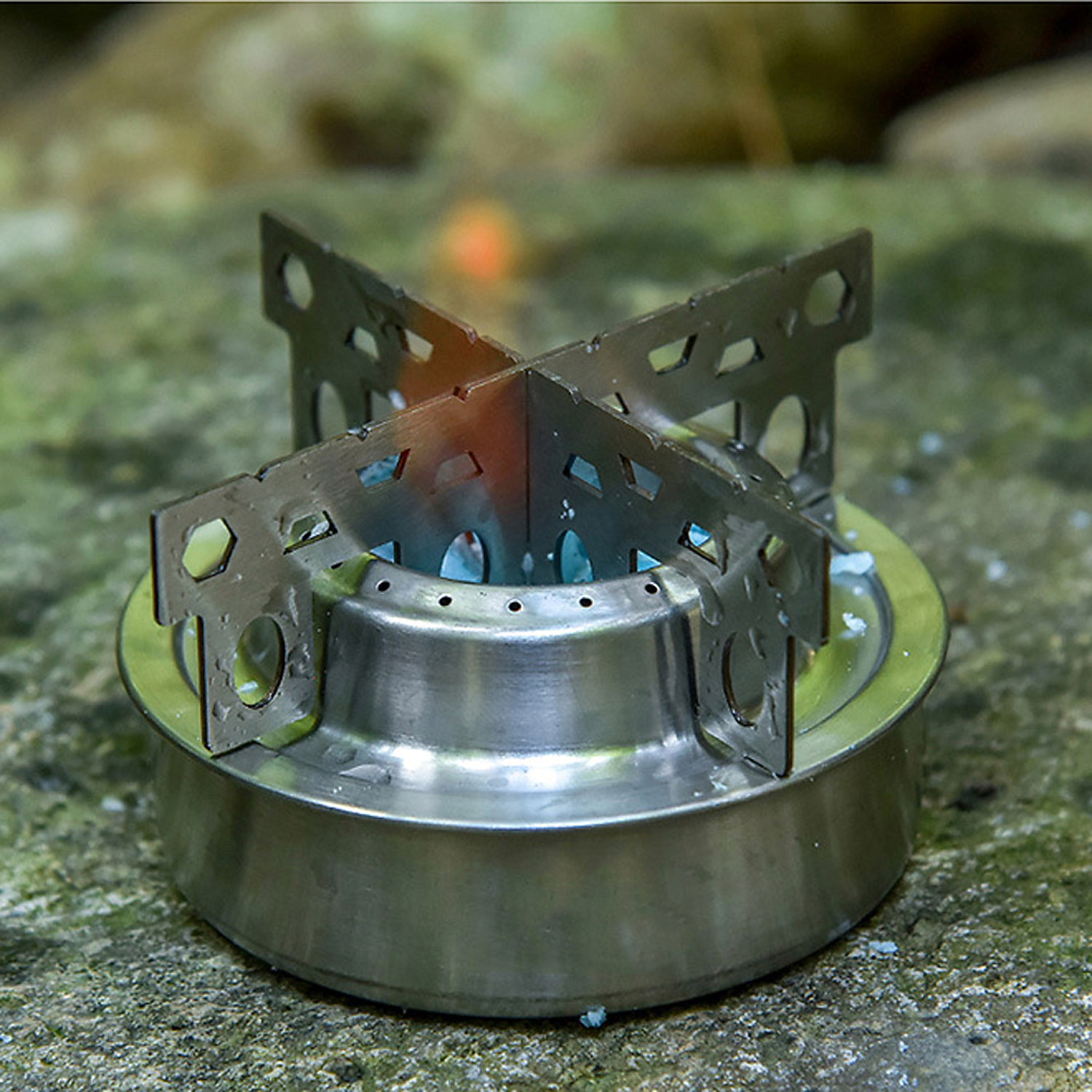 Lixada Outdoor Mini Alcohol Stove Portable Camping Stove with Cross Stand Stove Rack Support Stand for Picnic Cooking Hiking