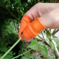 Thumb Cutter Separator Finger Tools Picking Device for Garden Harvesting Plant Gardening PI669