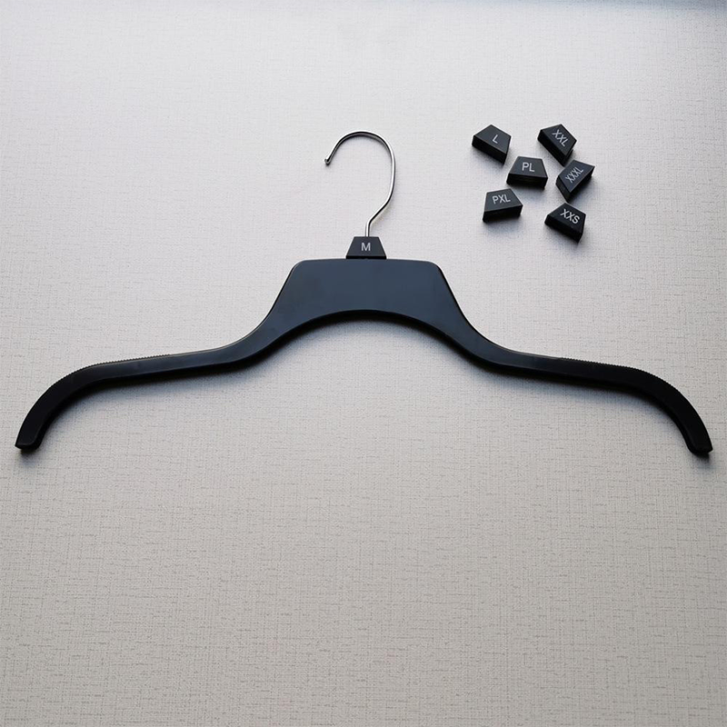 Plastic Hanger Making Machine