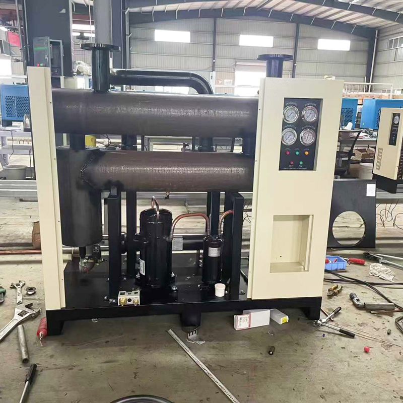 Special refrigerated dryer for high-temperature areas