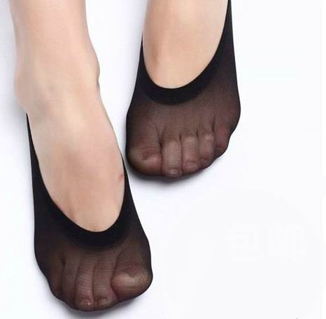 20Pairs Ms summer ankle socks women candy color silicone thin invisible socks silk socks low cut cheap ladies sox