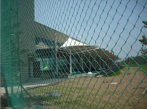 Wholesale Bulk Heavy-Duty Polyester Golf Driving Range Netting Black Green Knotted Hitting Nets for Golf Courses1