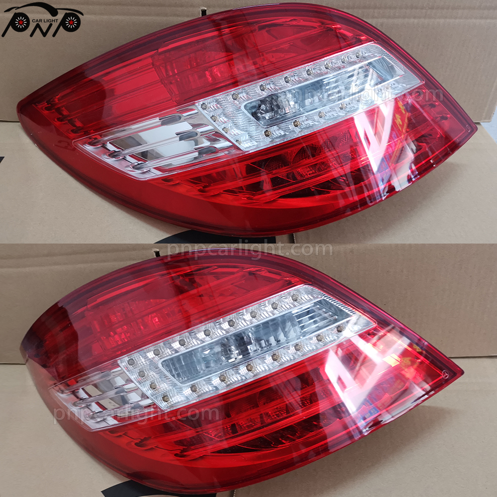 Original Tail Light for Mercedes-Benz R CLASS W251 R 280 300 320 350