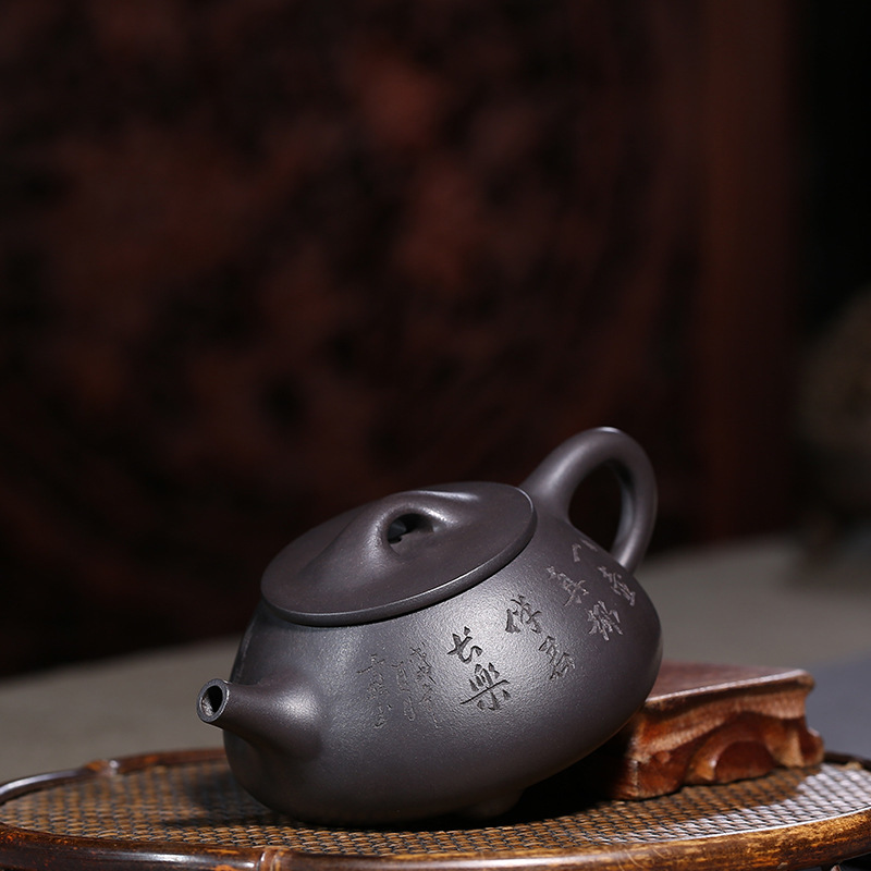 clay pot genuine hand-made raw ore Purple mud covered limestone ladle pot Brewing teapot Kungfu Teapot Tea Set Gift