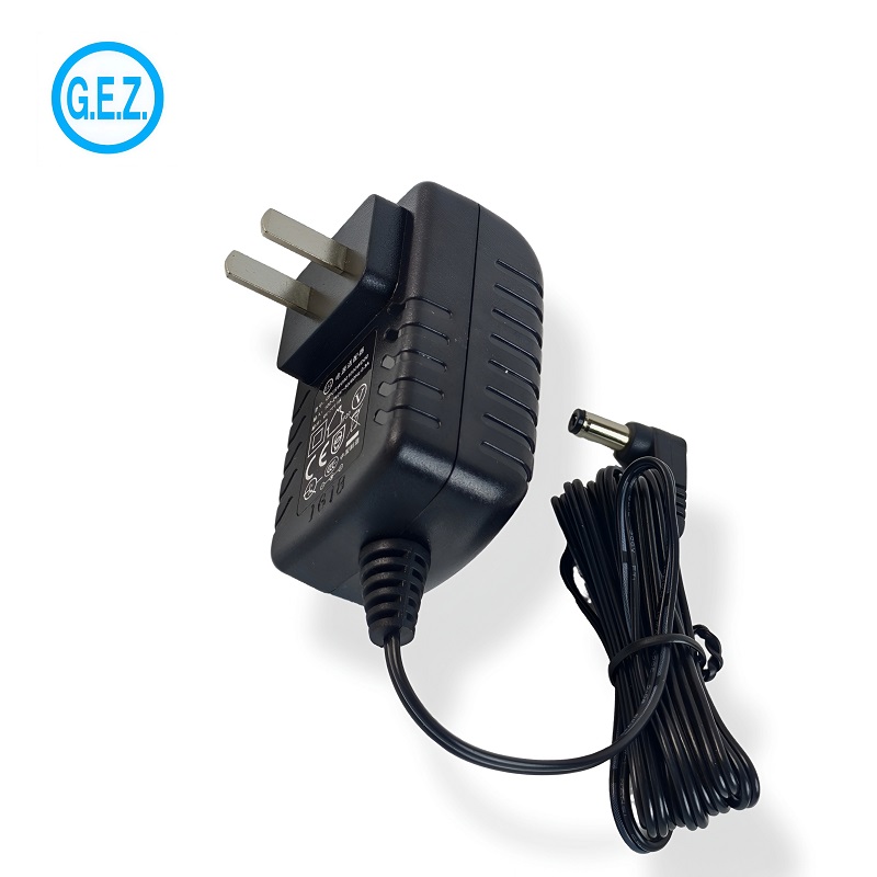 Zhonggui power adapter (2)