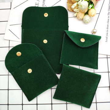Envelope velvet Bags Velvet Jewelry Gift Packaging Pouch with Snap Fastener Dust Proof jewelry Storage green
