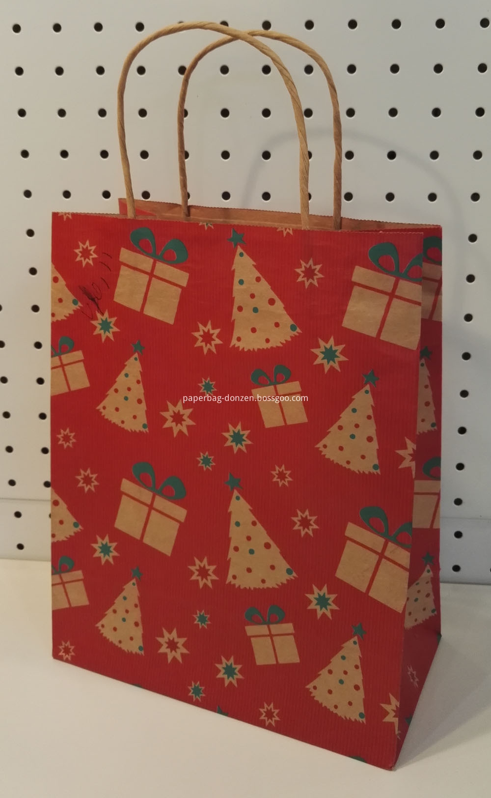Colored Paper Gift Bags With Handles