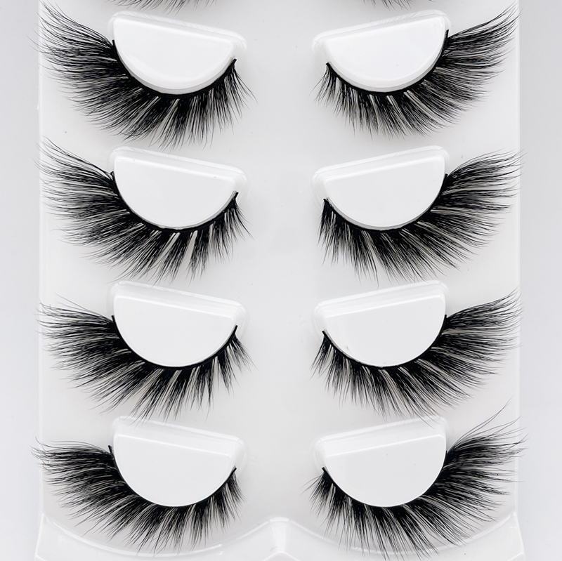Wispy Cat Eye Lashes
