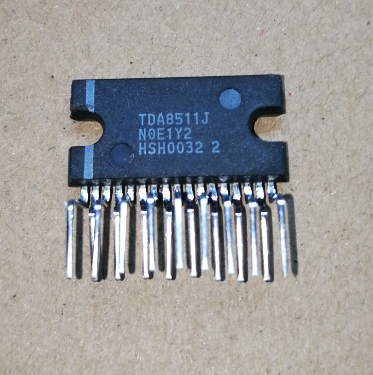 1PCS TDA8511 8511 TDA8511J 4 x 13 W single-ended power amplifiers IC