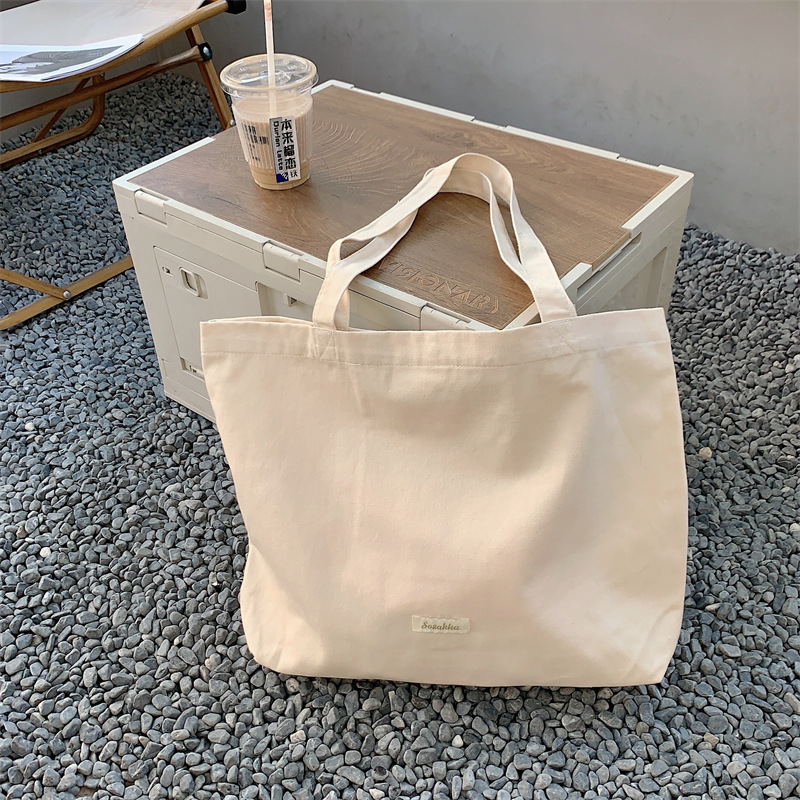 white canvas bag