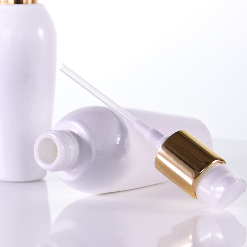 Round Shape Lotion Bottle With Golden Caps5 Jpg
