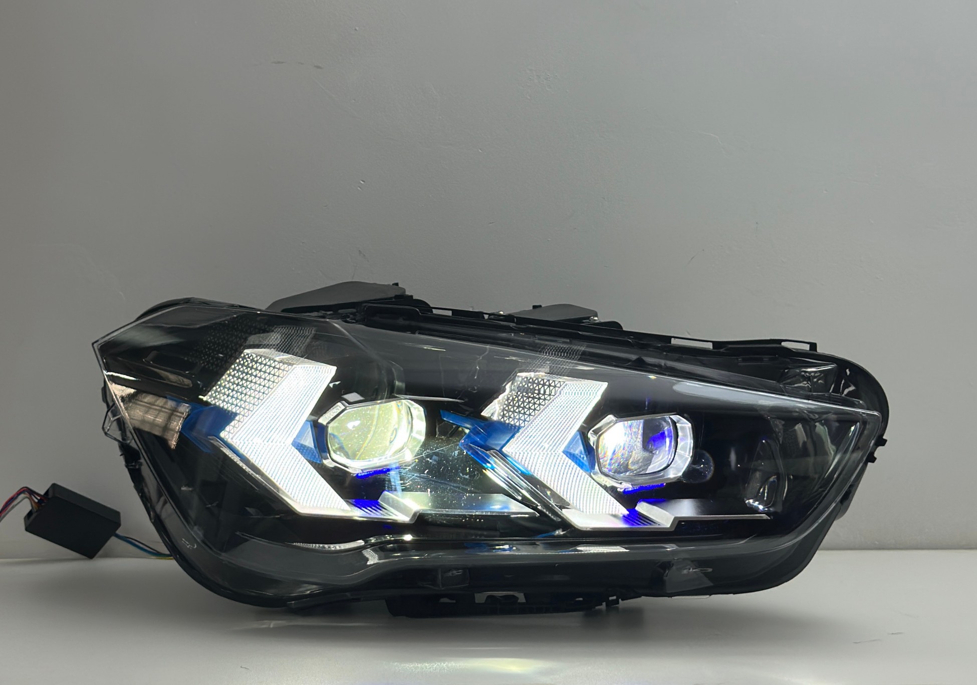 X1 f48 headlights (4)