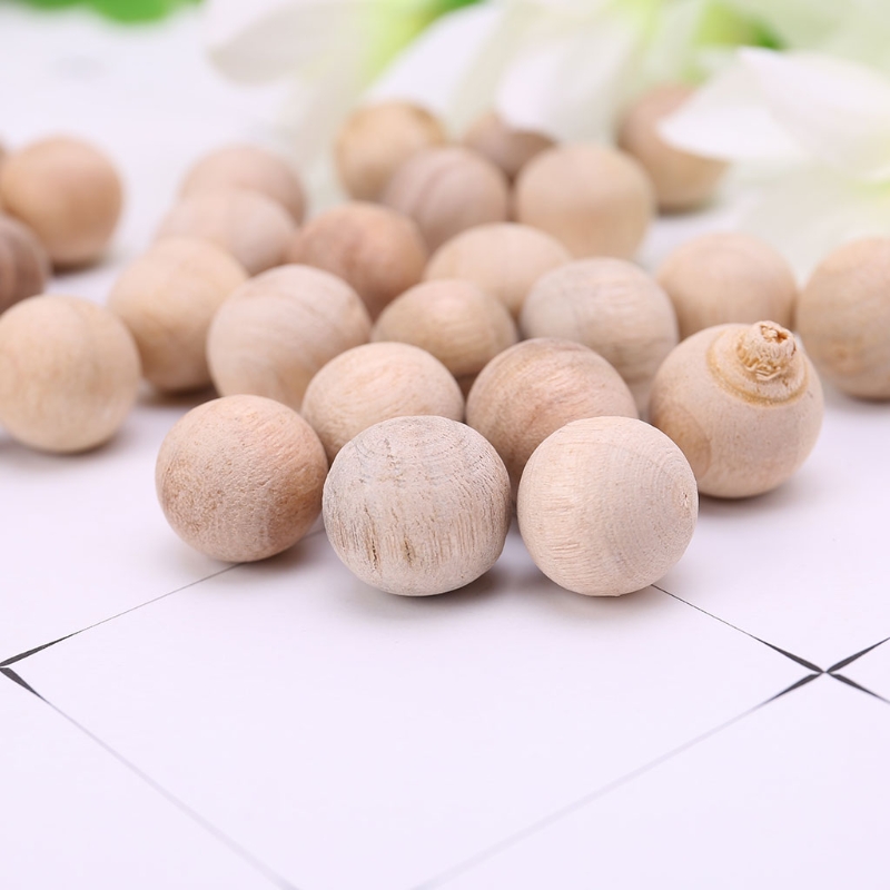 100Pcs Natural Cedar Wood Moth Balls Camphor Repellent Wardrobe Clothes Drawer