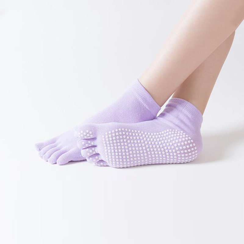 Reallion Non-slip Silicone Bottom Yoga Socks Five Finger Toes Cotton Sport Socks for Yoga Pilate Gym Fitness Exercises 6 Colors