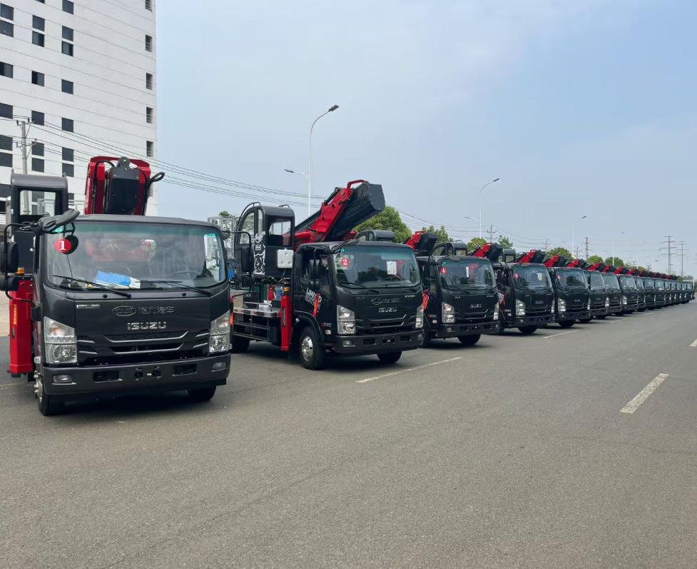 ISUZU 30m aerial wrok truck