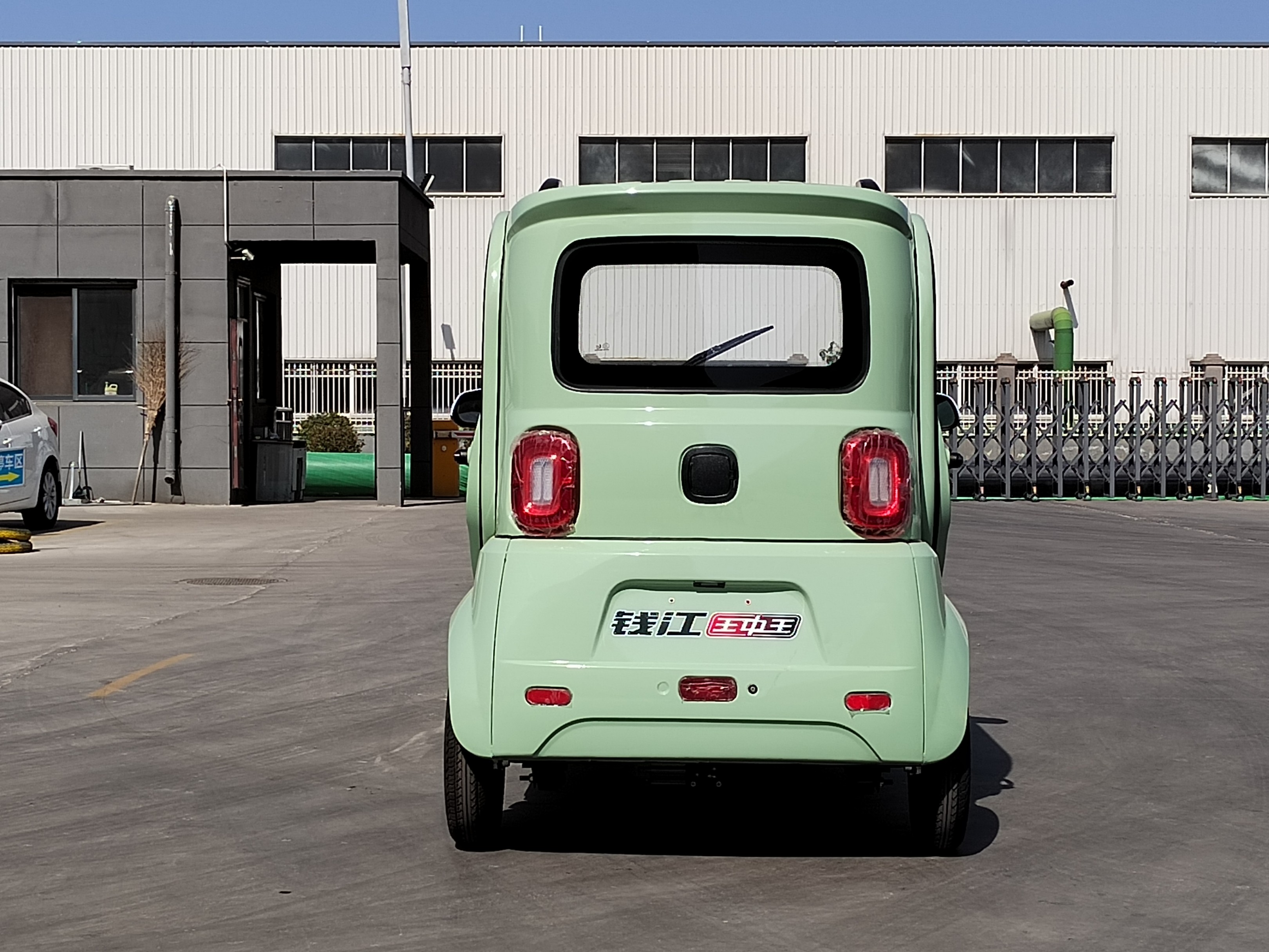 F3 electric vehicle