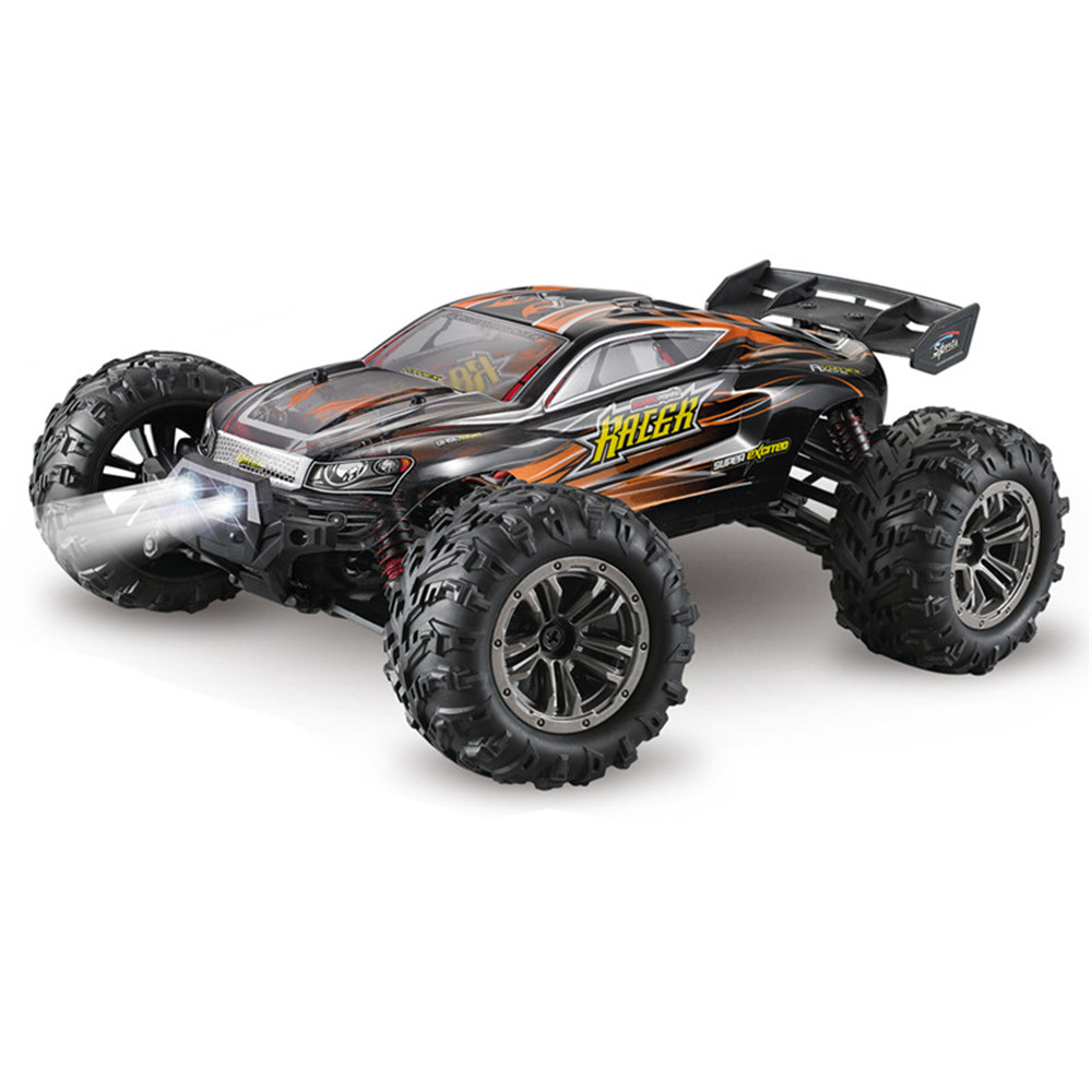 Xinlehong 9136 RC Car 1:16 2.4Ghz 4WD Radio Control Car 36km/h Bigfoot Vehicles Off-road Car RTR Model Toys for Children