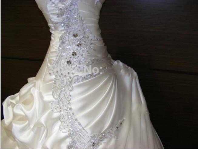 Best Selling 2020 Wedding Dresses with Rhinestones Slight Sweetheart Blush Train Ruffled Fold Pleat Lace up Sexy Bridal Dress