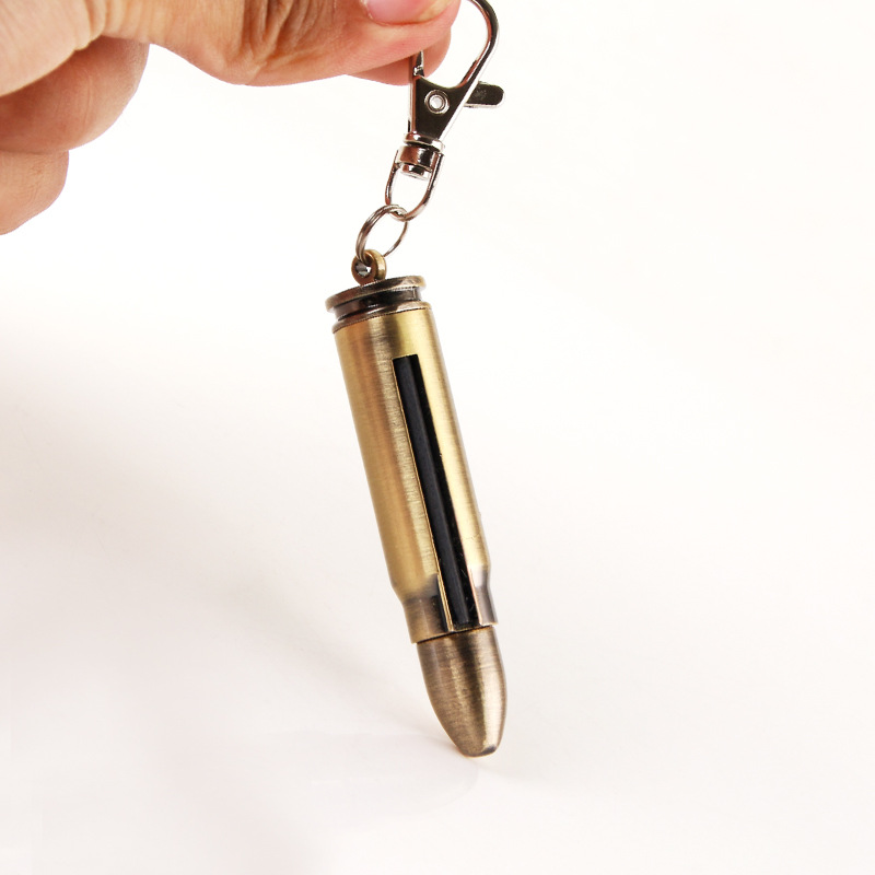 Retro Mini Bullet Lighters Flame Kerosene Oil Lighter Keychain pendant Cigarette Fire Metal gasoline Cigar Lighters Men Gadget