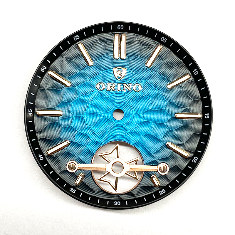 Dressy watch dial with rehaut.