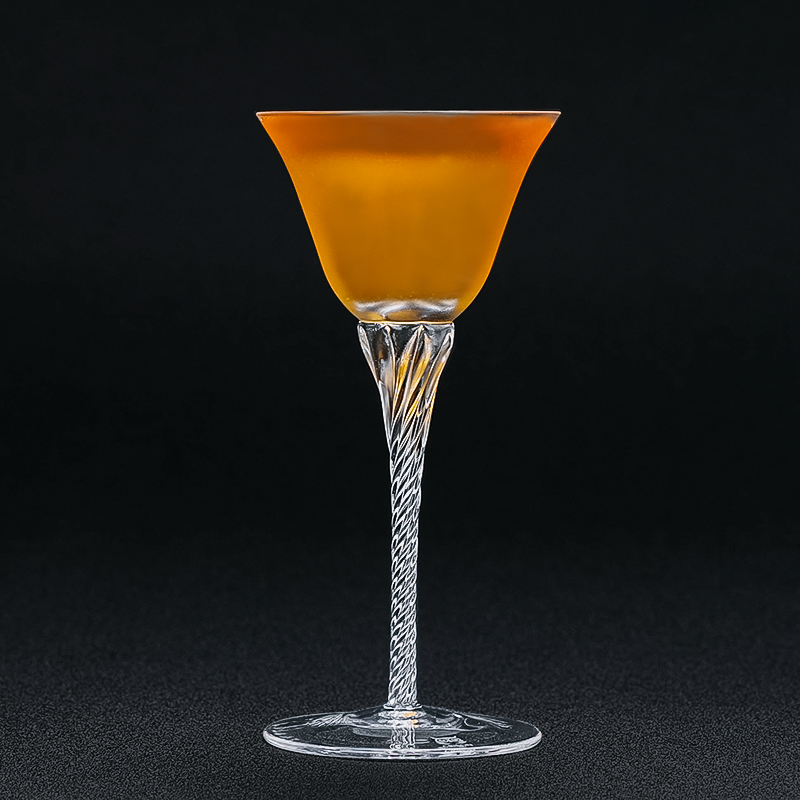 Free Shipping 4PCS 110ml Cocktail Glasses Martini Glass Set Of 4