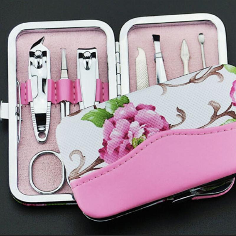 1Set=7Pcs Nail Clippers Travel Grooming Kits Case Care Pedicure Scissors Tweezer Knife Ear Pick Utility Manicure Set Tools