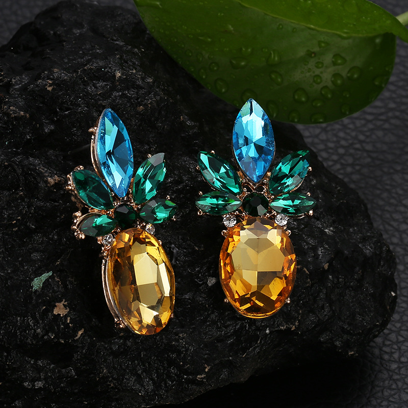 Rhinestone Pineapple Drop Earrings for Women Fresh Cute Fruit Earrings Big Exaggerated Fashion Jewelry Yellow Blue