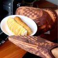 3D Printed OLVETYOven Mitts Cotton Glove Microwave Oven Hot Baking Insulated Mitten, Designed for Light Duty Use