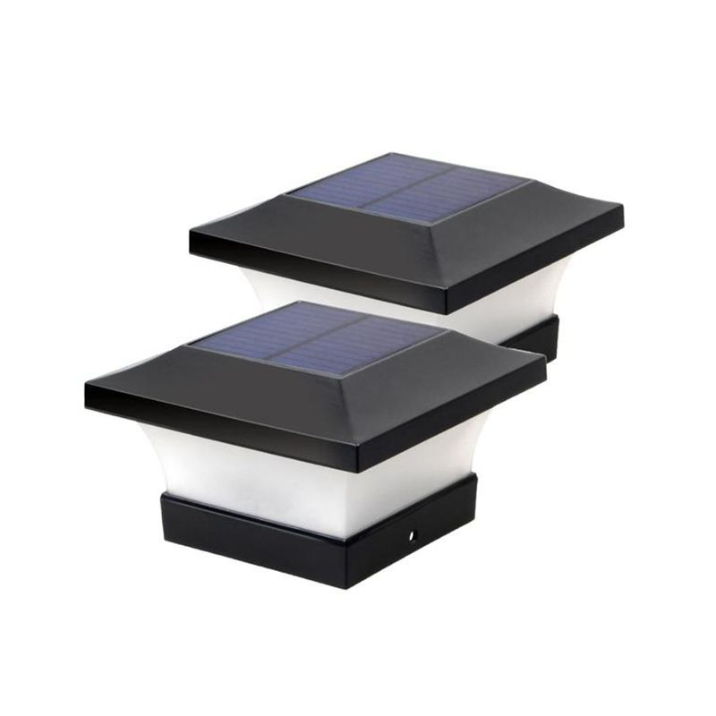 Courtyard Cottage Solar Lamp