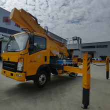 CNHTC 30 meter telescopic lifting operation vehicle