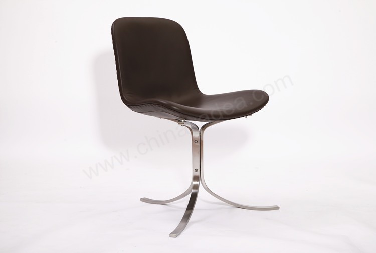 PK9 chair 