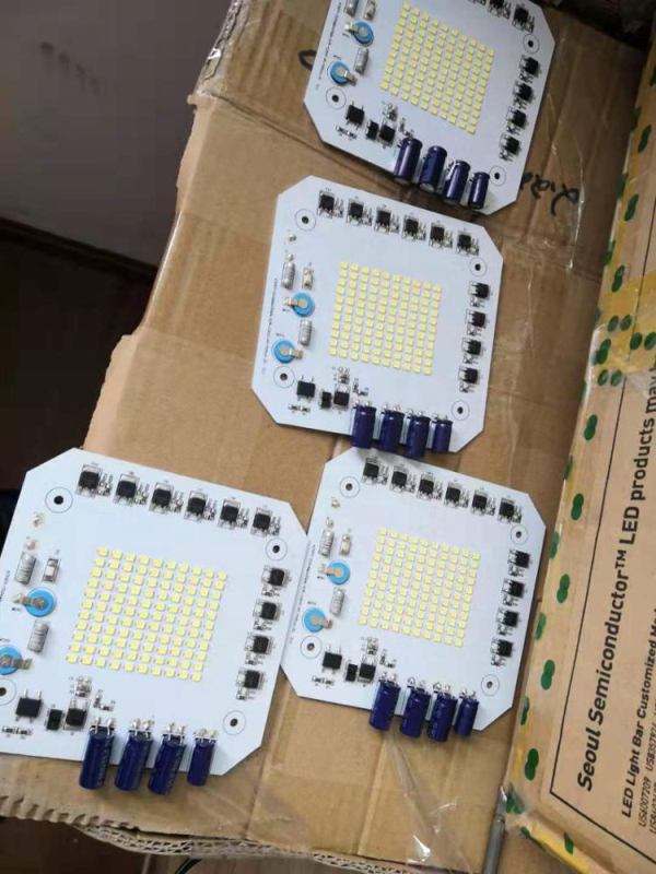 Aluminum driverless PCB board for LED lighting