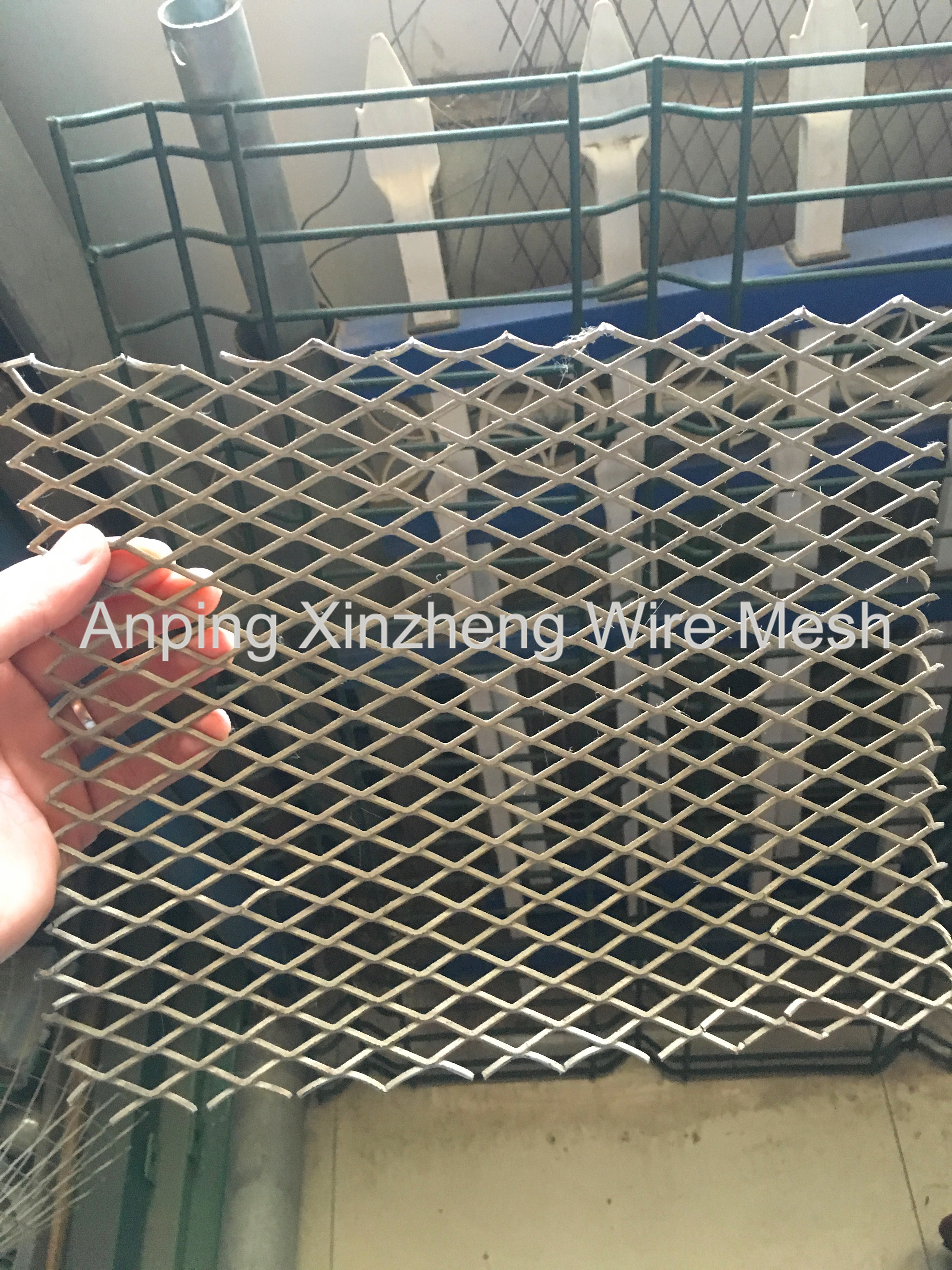 Expanded Mesh Sheet