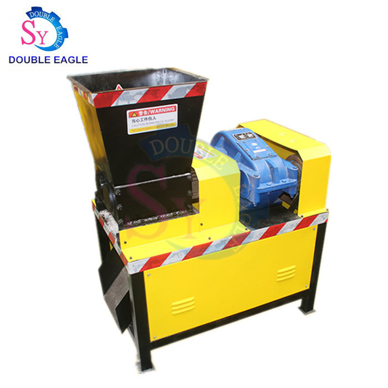 Industrial small multifunction waste wood old paint bucket scrap metal pulverizer/single shaft paper shredder recycling machine