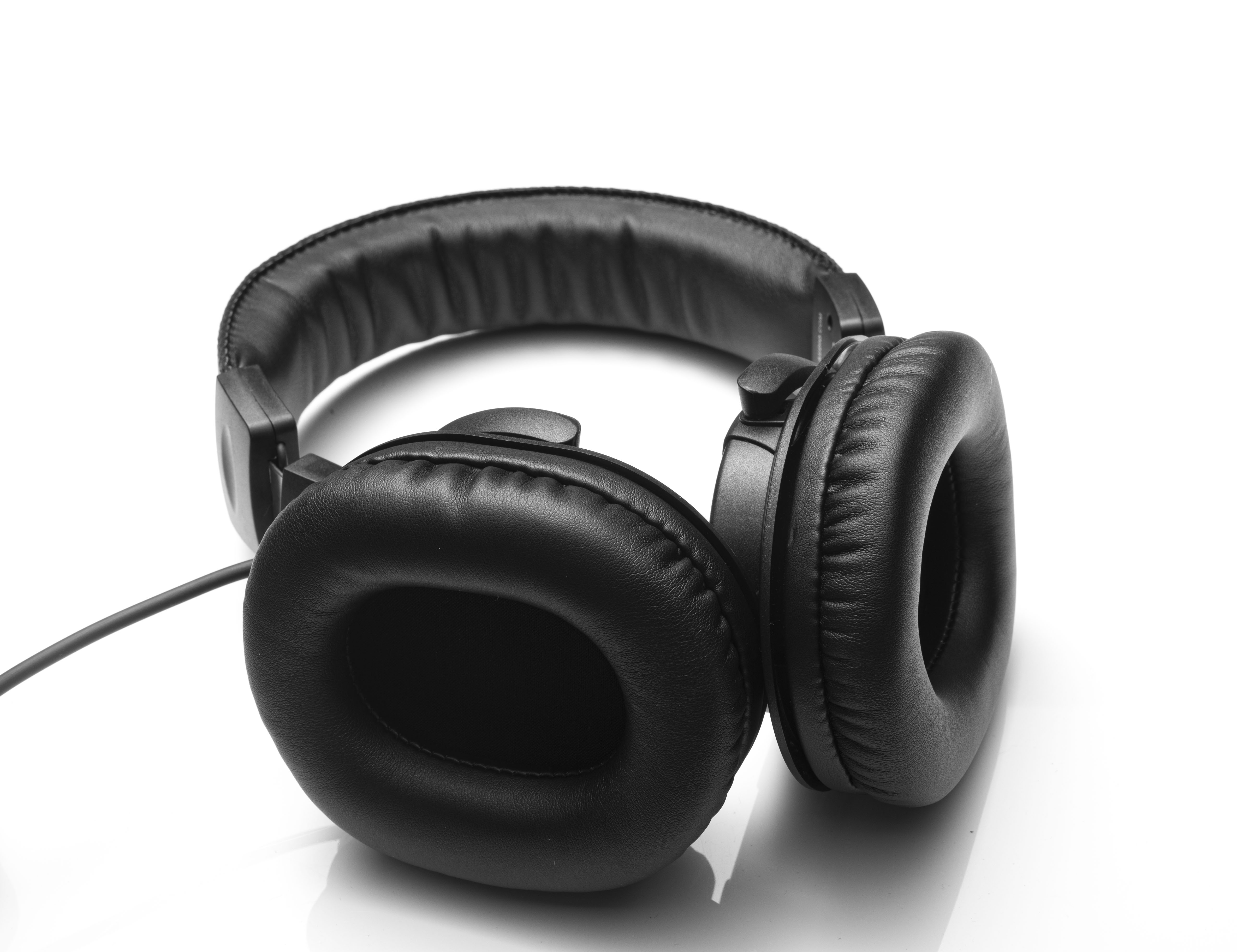 PH-710S Closed Headphones