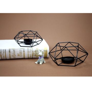 American Style 3D Geometric Candlestick Metal Candle Holder for Wedding Home Decorations Metal candle holder, unique appearance