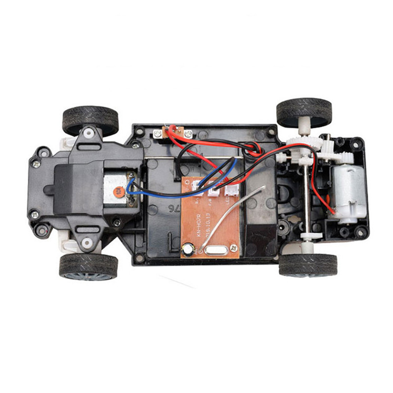 RC Car 1:24 2.4Ghz 4WD Drifting Crawler Radio Control Car On-Road Car RC Vehicles RTR Version Model Toys for Children