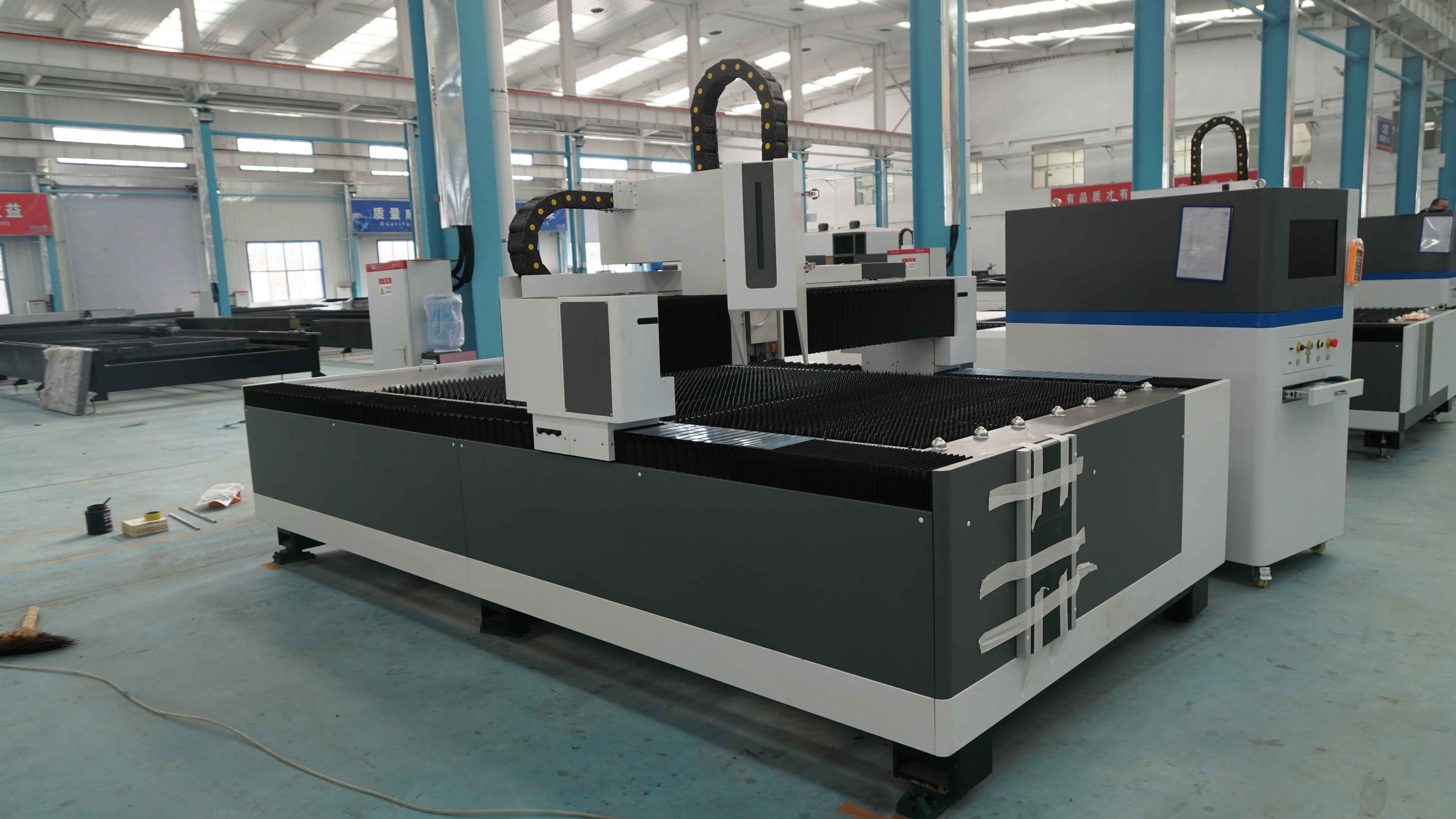 laser cutting machine