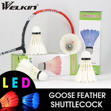 Super LED Badminton Shuttlecock Ball Goose Feather Glow in Night Colorful Lighting Balls Outdoor Entertainment Sports Ball 4PCS