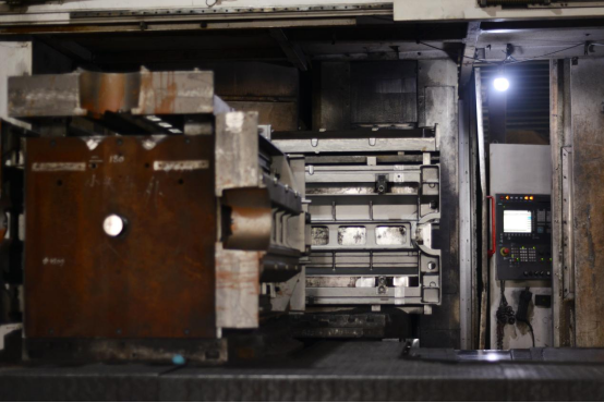 Chnki Sewing Machine Factory Machining Workshop15 Jpg