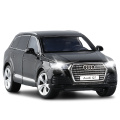 Free Shipping 1:32 Scale New Audi Q7 Sport SUV Car With Pull Back Sound Light Children Gift Collection Diecast Toy Model