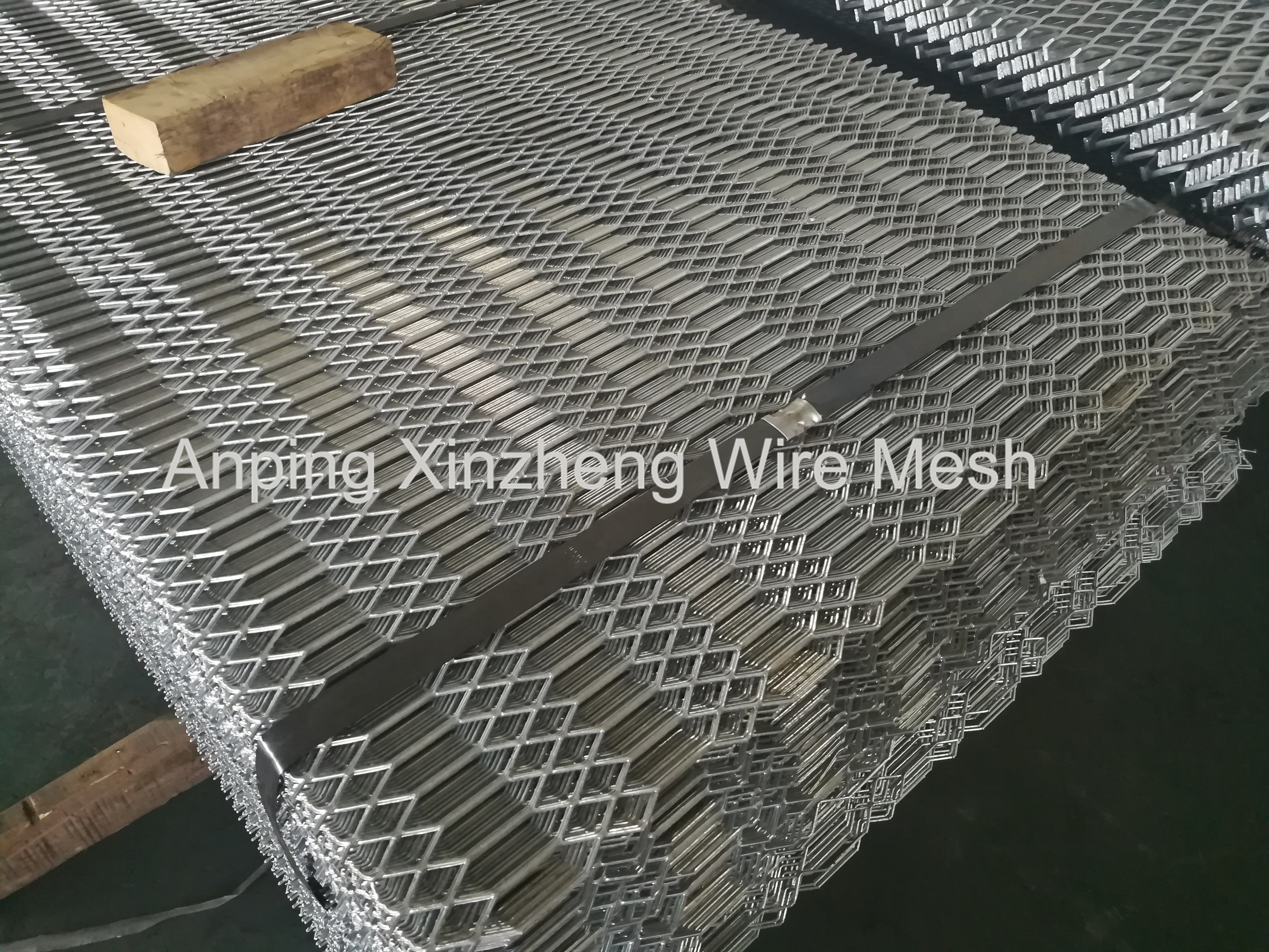 Hexagonal Expanded Metal Mesh