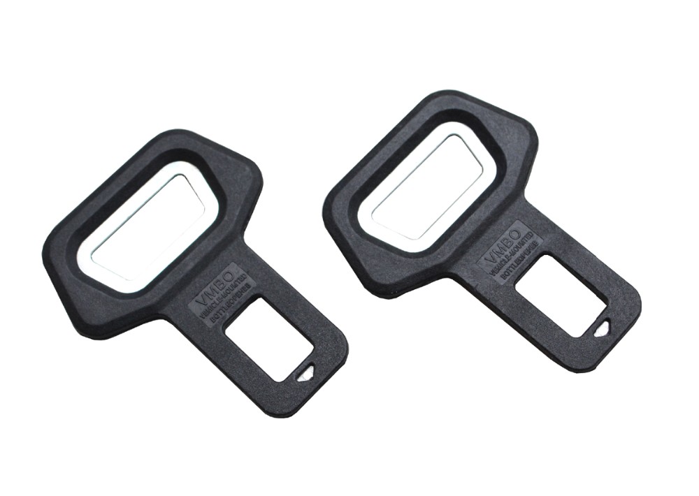 1Pcs Automobiles Auto Car Metal Safety Belt Clip Seat Belt Clip Buckles Home Dual-Use Bottle Opener Interior Accessories Part