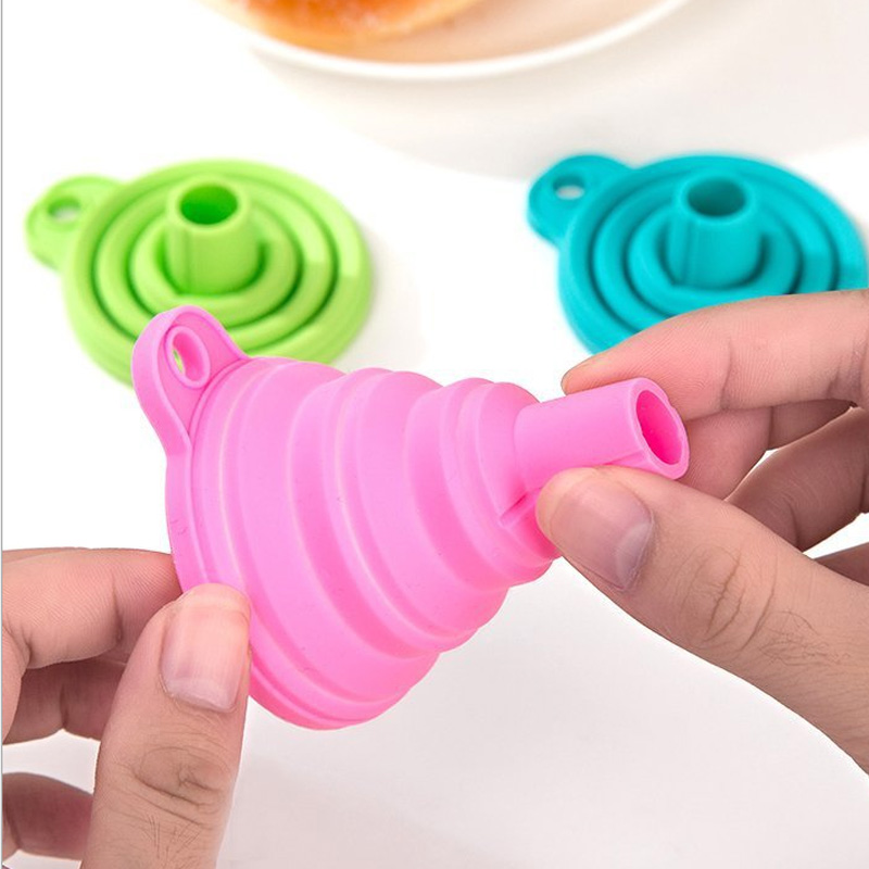 Mini Foldable Funnel Silicone Collapsible Funnel Folding Portable Funnels Be Hung Household Liquid Dispensing Kitchen Tools