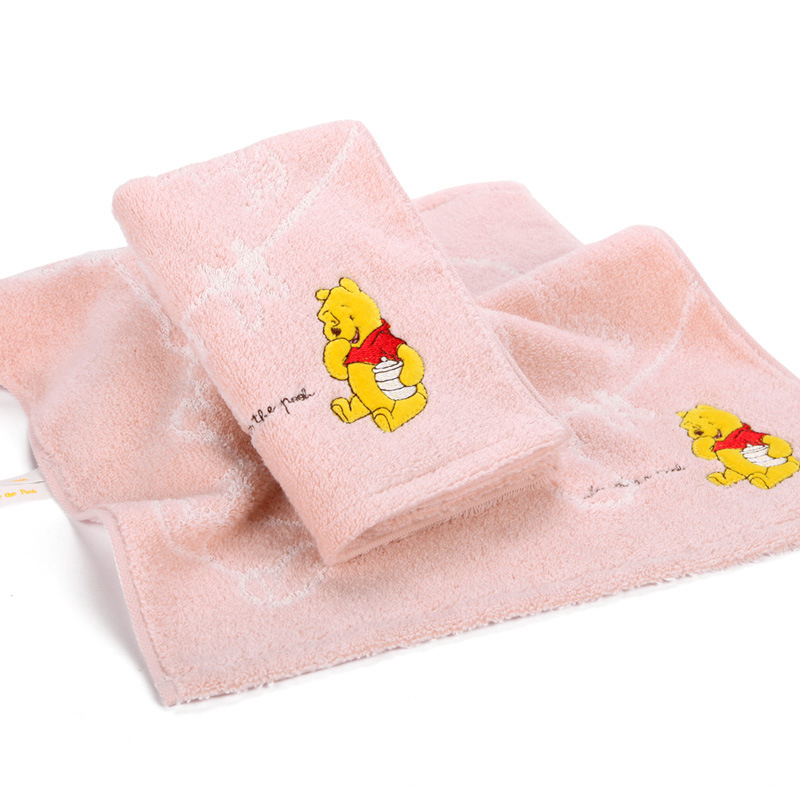 Disney Cartoon Winnie the Pooh Handkerchief Cotton Solid Color Printing Soft Water-Absorbent Quick-drying Children's Towel