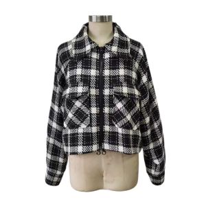 Women's woolen plaid with flap pockets jacket
