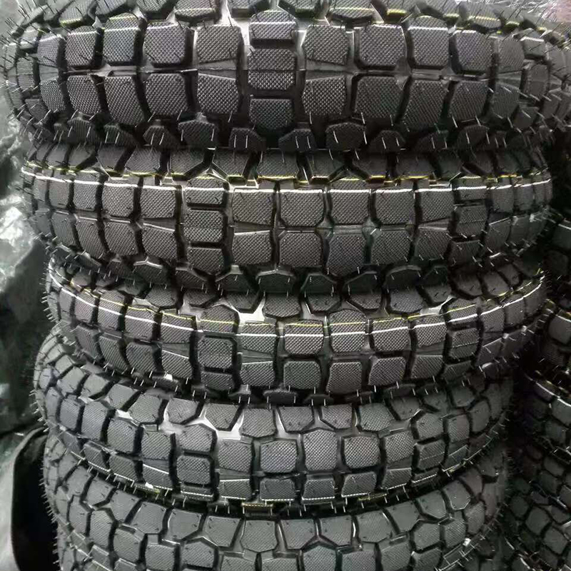 Wear-resistant tire 80-90-16 JD626