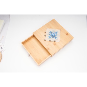 Blue & White Floral Embroidered Bamboo Tea Box