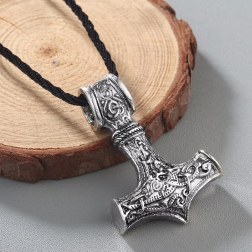 CHENGXUN Men Viking Odin Axe Head Thors Hammer Mjolnir Pendant Necklace Norse Jewelry Punk Style Scandinavian for Boyfriend